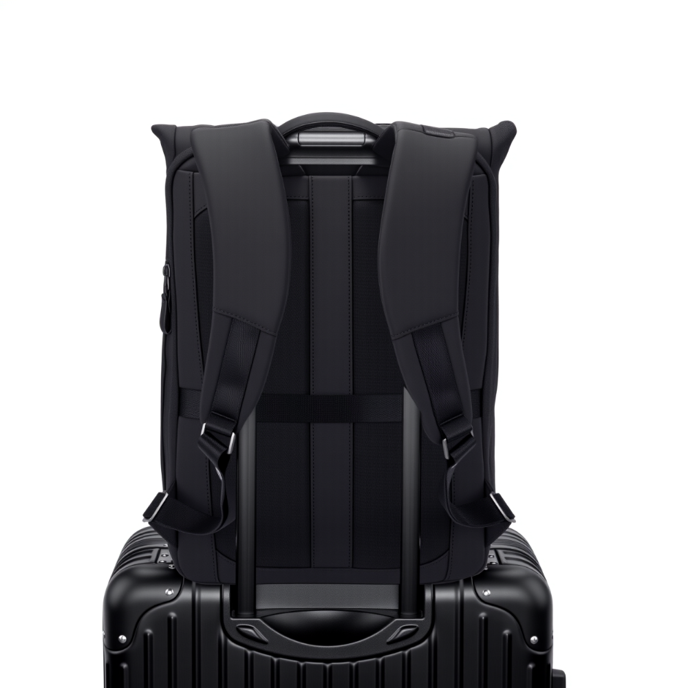 SmartCharge 15L Business-Rucksack: Integrierte 96-Wh-Powerbank, USB-C/A-Schnellladefunktion und wasserdichte Technologie