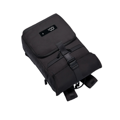 SmartCharge 15L Business-Rucksack: Integrierte 96-Wh-Powerbank, USB-C/A-Schnellladefunktion und wasserdichte Technologie